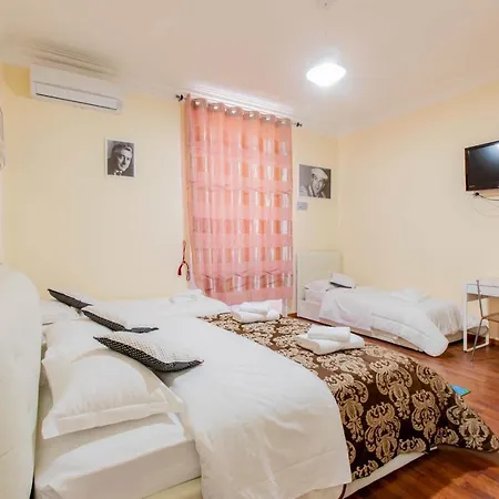 Flower Guest house 3*