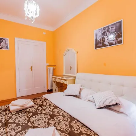 Flower 게스트하우스 로마