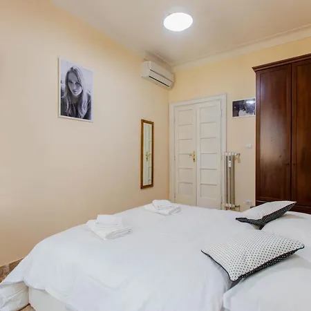 Flower Guest house