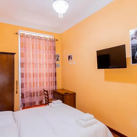 Flower Guest house 3*