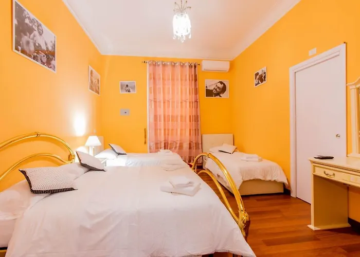 Flower 招待所 罗马